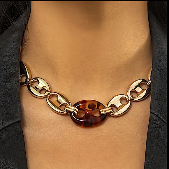 Gold Mariner Pignose Coffee Bean Exaggerated Statement Necklace - Picture 2 of 13